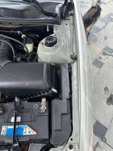 Camry ឆ្នាំ 2000 LE ABS កៅអី