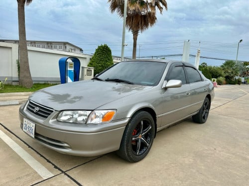 Camry ឆ្លាម ឆ្នាំ98 ABS ពណ៍ឆ្លូញ ឡានស្អាតយកទៅប្រើមិខកបំណង ម្ចាស់ផ្លាល់លក់