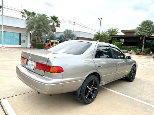 Camry ឆ្លាម ឆ្នាំ98 ABS ពណ៍ឆ្លូញ ឡានស្អាតយកទៅប្រើមិខកបំណង ម្ចាស់ផ្លាល់លក់