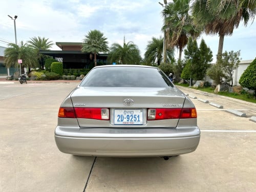 Camry ឆ្លាម ឆ្នាំ98 ABS ពណ៍ឆ្លូញ ឡានស្អាតយកទៅប្រើមិខកបំណង ម្ចាស់ផ្លាល់លក់