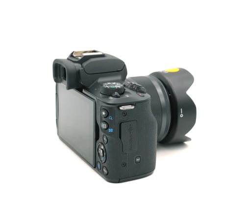 CANON EOS M50 KIT 15-45mm F/3.5-5.6 IS STM