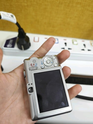 Canon IXUS 55