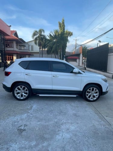 Car for sale Volkswagen 2023 ឡានម្ចាស់ដើមជិះបាន៣ម៉ឺនគីឡូជាងទេ នៅថ្មីណាស់ ទឹកថ្នាំស្រីនម៉ាជុំ