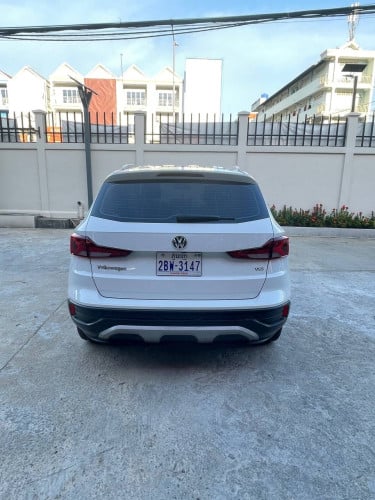 Car for sale Volkswagen 2023 ឡានម្ចាស់ដើមជិះបាន៣ម៉ឺនគីឡូជាងទេ នៅថ្មីណាស់ ទឹកថ្នាំស្រីនម៉ាជុំ