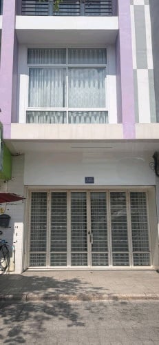 Code #SHQB004Shops house Polaris🏠ផ្ទះសំរាប់លក់  - price 450,000$ ចរចារ- size 5mx 16m