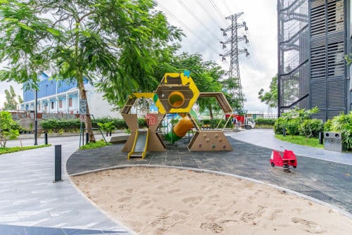 Condo Urban Village 60m ទិញមក​ 100,000$ លក់ 59,999$  ជាន់39​-  ☎️