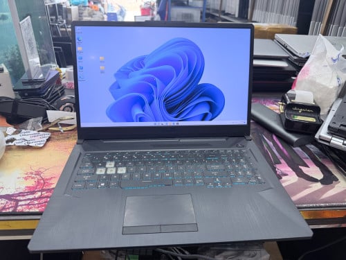 Core i7-1075H