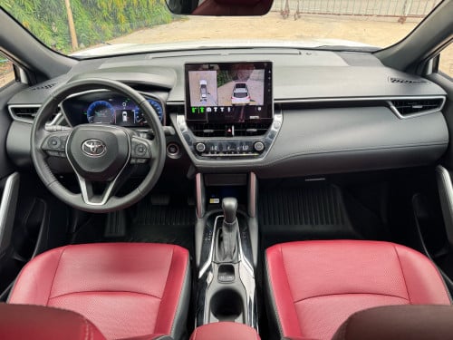 corolla . cross . ឆ្នាំ 2024 - full . ទឹក​ថ្នាំ​ សុីនមួយជុំ​