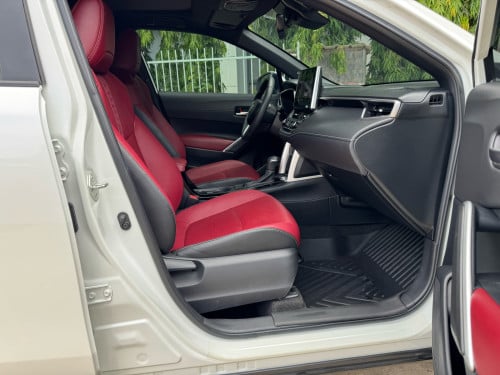corolla . cross . ឆ្នាំ 2024 - full . ទឹក​ថ្នាំ​ សុីនមួយជុំ​