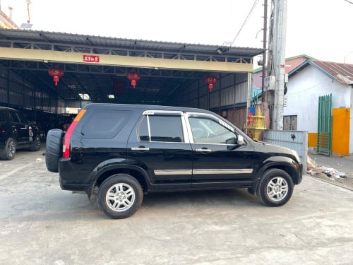 CRV ឆ្នាំ 2002 ឡានស្អាត គ្រឿងក្នុងថ្មី មិនបុកមិនប៉ះ មុខក្រោយស្អាត