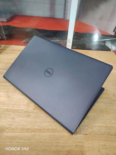 Dell i5(11Th) Ram 16GB M2 512GB Srecn 15.6" FHD Adapter orgnail