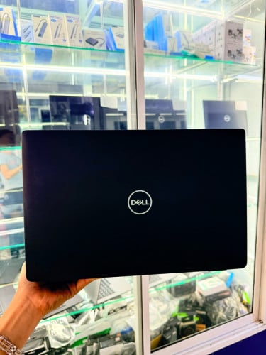 Dell Latitude 7420Core : i5-1145G7Ram : 16GB DDR4HDD : M.2 256GBDisplay : 14”FHD Touchscreen