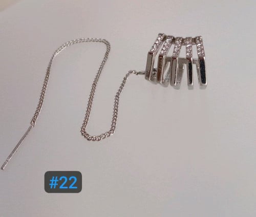 Earcuff