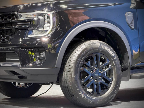 Ford Everest Active 2.0L 2026 កក់មុន49,900$