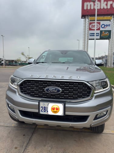 Ford Everest Titanium 2022 មហាថ្មីលក់ តម្លៃពិសេស