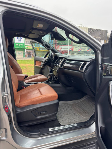Ford Everest Titanium 2022 មហាថ្មីលក់ តម្លៃពិសេស