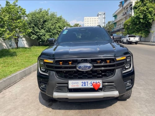 Ford Ranger wildtrak 023 ហ្ស៊ីន១ជុំ