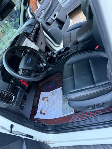 Ford Wildtrak 023 Full គីឡូតិចហ្សុីនមួយជុំ