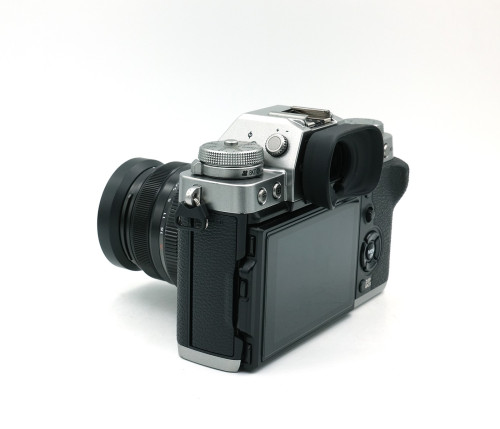 FUJIFILM X-T3 KIT XF 35mm F/2 R WR