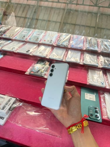 Galaxy A35 5G 128G មួយទឹក ស្អាត99% តម្លៃ 130$