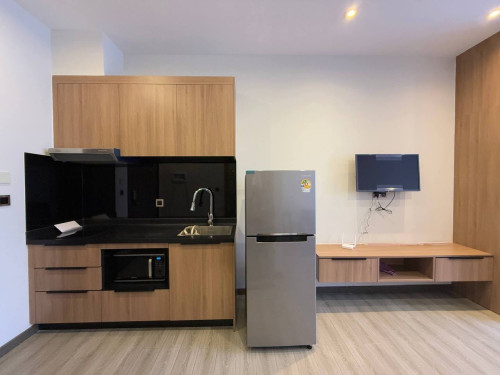 Golden one condo studio for rent