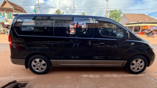 Grand starex HVX full option