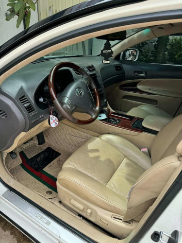 gs300ឆ្នាំ06ប៉ុង1ឡានស្អាតលក់11700$ប្រញាប់លុយ