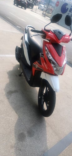 Honda Beats 019