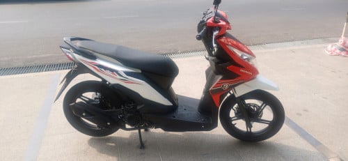 Honda Beats 019