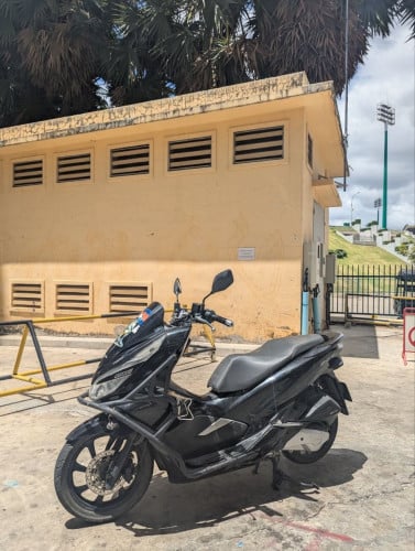 Honda click 110cc year 2011 មានពន្ធ