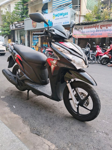 Honda click