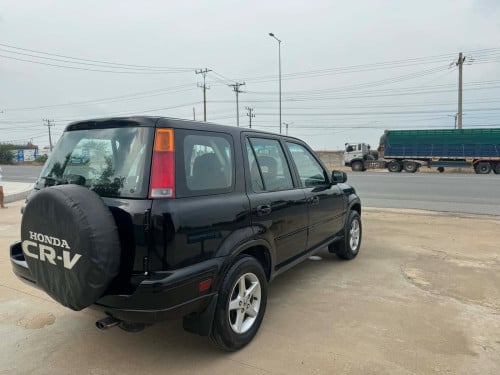 Honda CRV 00 ឡានស្អាតរួចរាល់ តម្លៃក្រោមទីផ្សារ