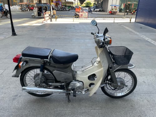 Honda CUB90cc 2014 New90%មានពន្ធកាតគ្រីស្លាកលេខ