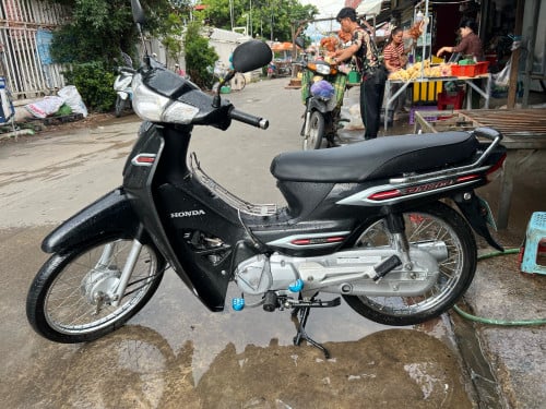 Honda Dream 2015