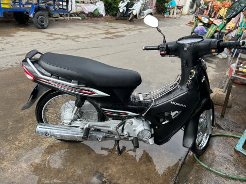 Honda Dream 2015