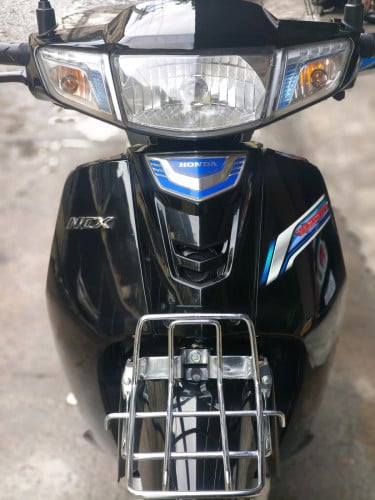 Honda Dream 2016