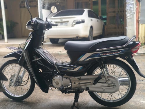 Honda Dream 2016