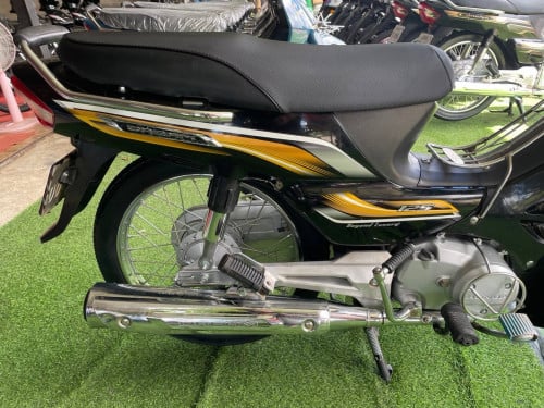 honda dream018​ មាន​ពន្ធ​កាតគ្រី​ត្រឹម​ត្រូវ​ ម៉ាស៊ីន​តាន់​លក់​ 1380$ បង់​រំលស់​បាន​