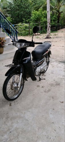honda dream05មានពន្ធកាតគ្រីត្រឹមត្រូវ ម៉ាស៊ីនតាន់លក់ 550$