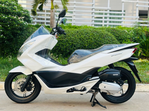 Honda PCX 016ជប៉ុនសុទ្ធ100%កម្លាំង125ccម៉ាសុីនតាន់ហាប់នែនស្ងាត់ជិះស្រួលស្ទុះខ្លាំងមិនលាន់មិនហុយ✅