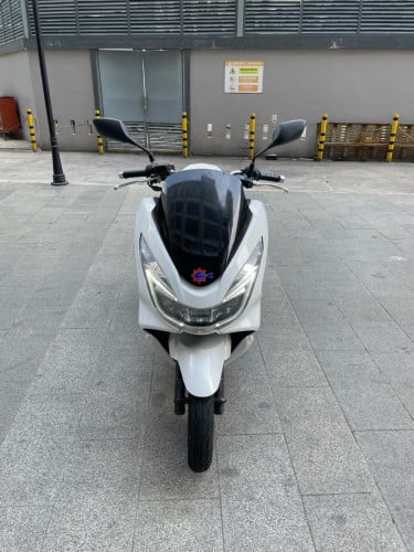 Honda Pcx150cc 2015 New98%មានពន្ធកាតគ្រីស្លាកលេខ