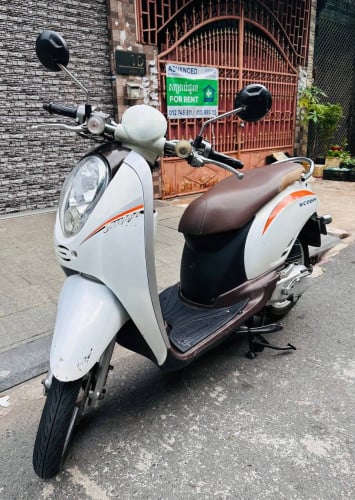 HONDA SCOOPY-1(550$,year2011,power110cc,product of japan)have id card ๐ชช