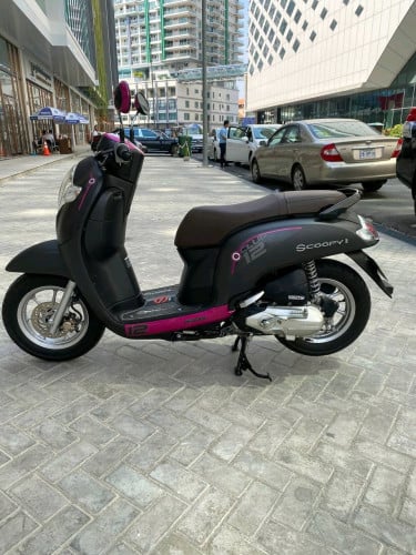 Honda scoopy 2020