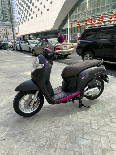 Honda scoopy 2020