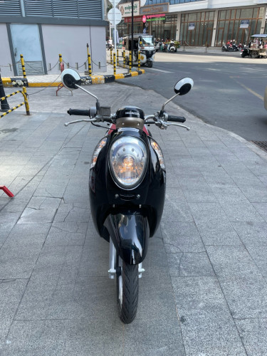 Honda Scoopyi 2014 New98%មានពន្ធកាតគ្រីស្លាកលេខ
