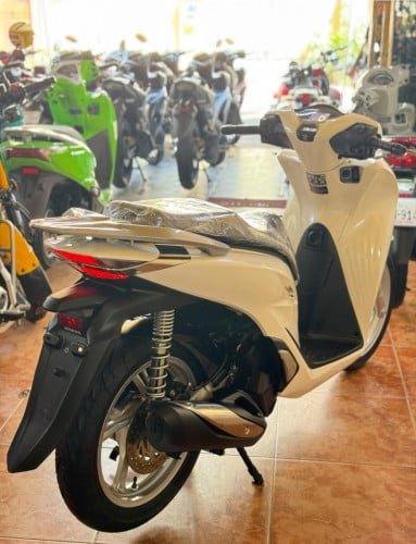 Honda SH 125cc 2025