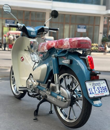 Honda Super Cub 125cc 2024