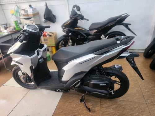 HONDA VARIO 2023 125cc ថ្មី កេះ