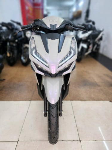 HONDA VARIO 2024 125cc smart key