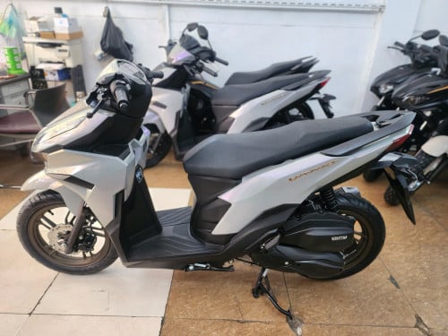 HONDA VARIO 2024 125cc smart key